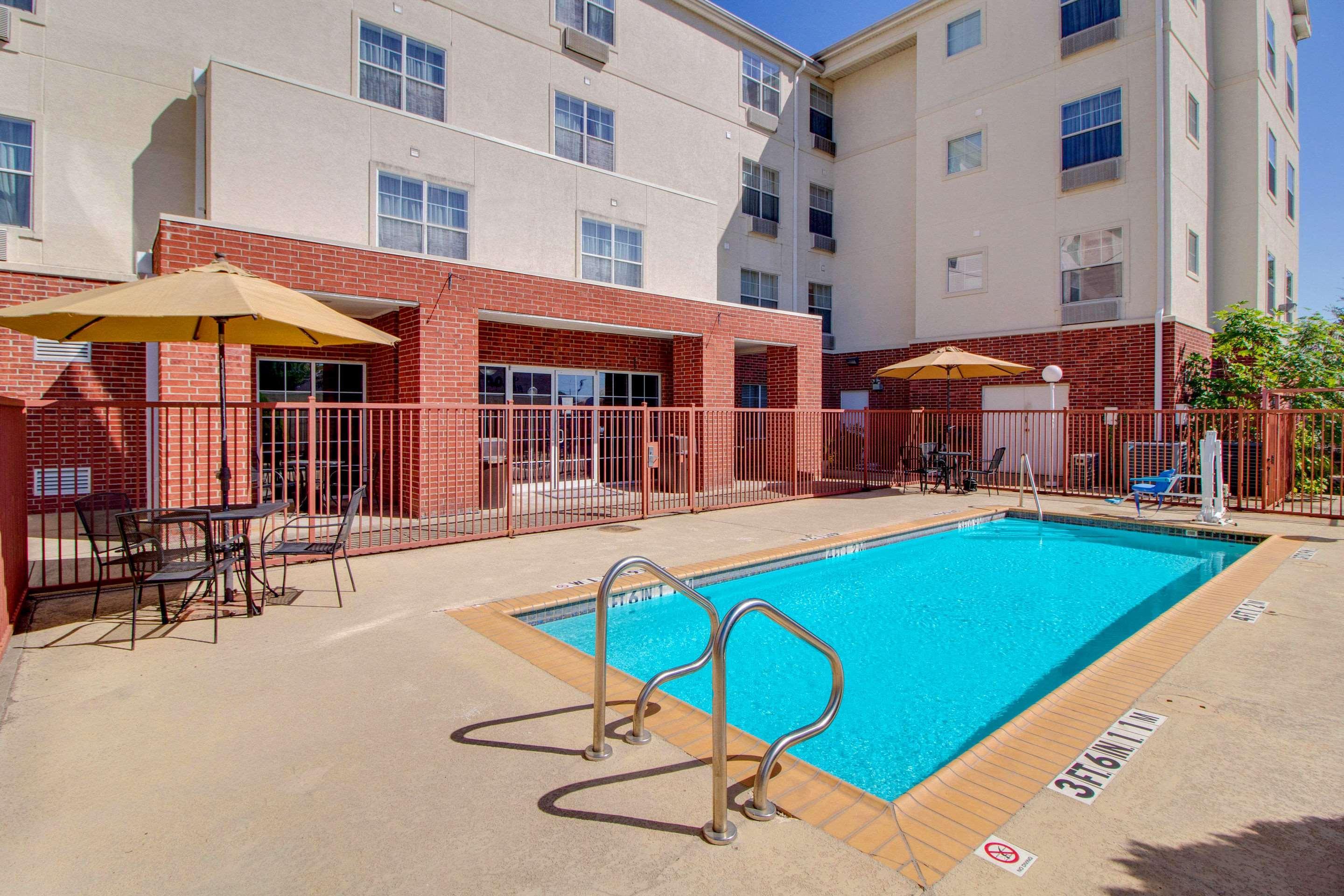 Mainstay Suites Texas Medical Center-Reliant Park Houston Exterior photo